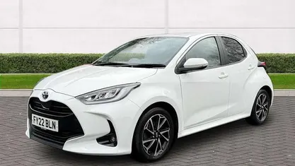 Used Toyota Yaris Hybrid Design 116 HP (85 kW) 2025 Hatchback