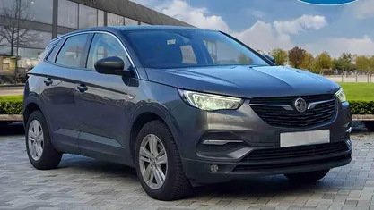 Used Vauxhall Grandland X Business Edition 131 HP (96 kW) 2021 Grey SUV