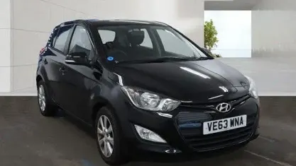 Used Hyundai i20 Active 84 HP (61 kW) 2014 Black Hatchback