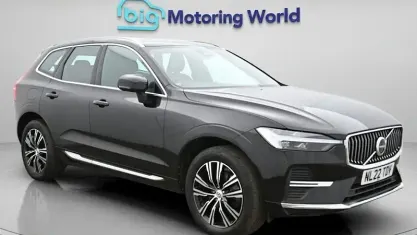 Used Volvo XC60 Inscription 250 HP (183 kW) 2021 Black SUV