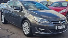 Used 2015 Vauxhall Astra Elite Hatchback | £6,995 (Fair price)