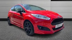 Red Used 2016 Ford Fiesta Zetec Hatchback | £4,995 (Good price)