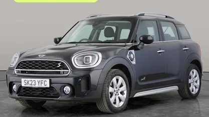 Used Mini Cooper S Classic 220 HP (161 kW) 2022 Black Hatchback