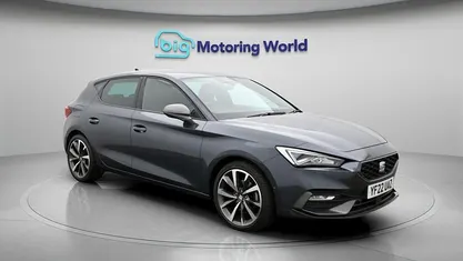 Used Seat Leon FR Sport 131 HP (96 kW) 2022 Grey Hatchback