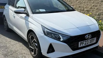 Used Hyundai i20 Premium 101 HP (74 kW) 2023 Hatchback