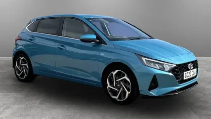 Used Hyundai i20 Premium 101 HP (74 kW) 2023 Blue Hatchback