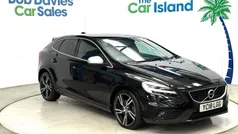 Used 2018 Volvo V40 R-Design Pro Estate | £11,750 (Fair price)