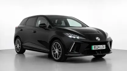 Used MG MG4 EV Trophy 150 kW (204 HP) 2024 Black Hatchback