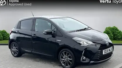 Used Toyota Yaris 101 HP (74 kW) 2020 Black Hatchback