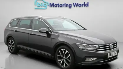 Used VW Passat SEL 150 HP (110 kW) 2022 Grey Estate