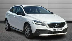 Ice white Used 2016 Volvo V40 CC Pro Estate | £11,690 (Fair price)