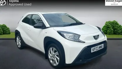 Used Toyota Aygo X PURE 72 HP (52 kW) 2025 SUV