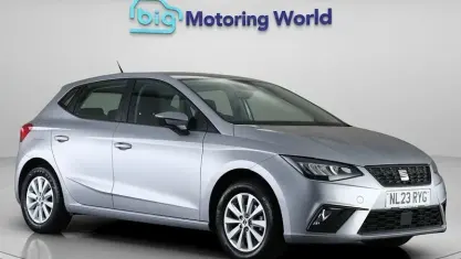 Begagnad Seat Ibiza SE 80 HK (58 kW) 2023 Silver Halvkombi