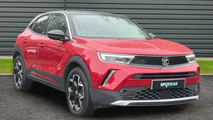 Used Vauxhall Mokka Edition 100 kW (136 HP) 2021 Red SUV