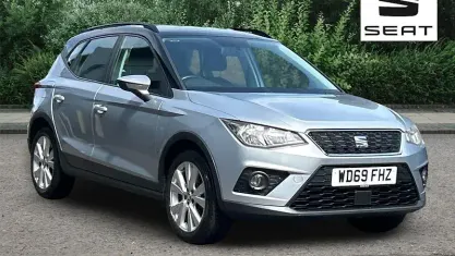 Used Seat Arona SE Technology 95 HP (69 kW) 2020 Silver SUV