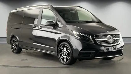 Used Mercedes V300 AMG line 237 HP (174 kW) 2023 Grey MPV