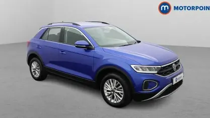 Used VW T-Roc Life 110 HP (80 kW) 2023 Blue SUV