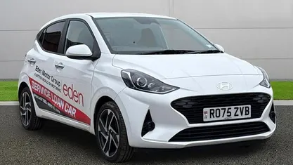 Used Hyundai i10 Premium 79 HP (58 kW) 2025 White Hatchback