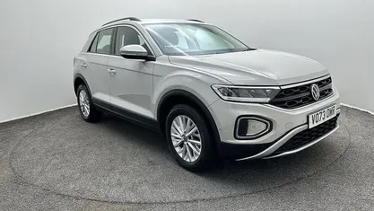Used VW T-Roc Life 110 HP (80 kW) 2023 SUV