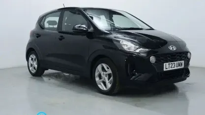 Used Hyundai i10 SE 67 HP (49 kW) 2023 Black Hatchback