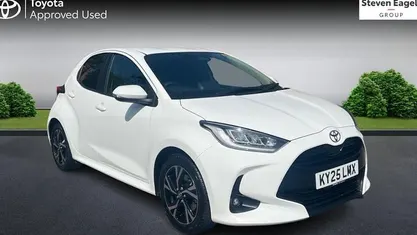 Used Toyota Yaris Hybrid Design 116 HP (85 kW) 2026 Hatchback