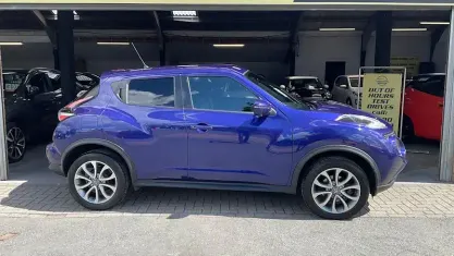 Usado Nissan Juke Tekna 113 HP (83 kW) 2019 Azul SUV