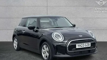 Used Mini Cooper Classic 136 HP (100 kW) 2022 Black Hatchback