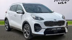 White Used 2020 Kia Sportage 4 SUV | £19,000 (Fair price)