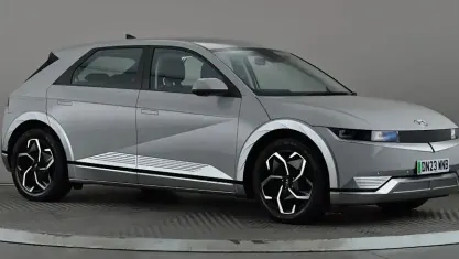 Używany Hyundai Ioniq Premium 167 kW (228 KM) 2024 Hatchback