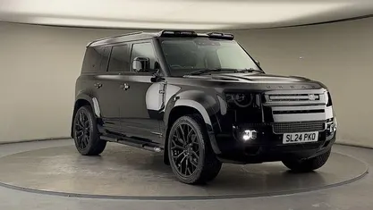 Used Land Rover Defender S 250 HP (183 kW) 2023 SUV