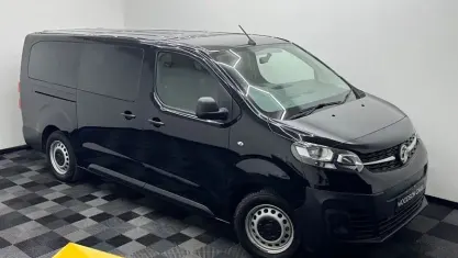Used Vauxhall Vivaro 100 kW (136 HP) 2023 Black MPV