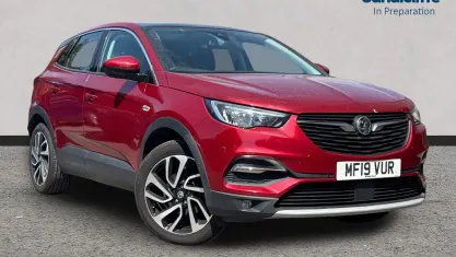 Used Vauxhall Grandland X Elite 130 HP (95 kW) 2021 Red SUV