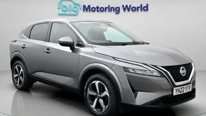 Usado Nissan Qashqai N-Connecta 140 CV (102 kW) 2022 Gris SUV