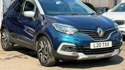 Used Renault Captur Dynamique 118 HP (86 kW) 2018 Blue SUV