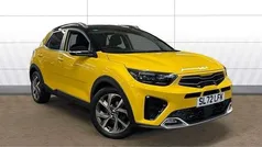 Yellow Used 2022 Kia Stonic 4 SUV | £16,308 (Fair price)