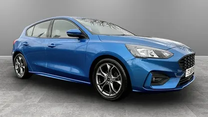 Used Ford Focus ST-Line 125 HP (91 kW) 2020 Hatchback