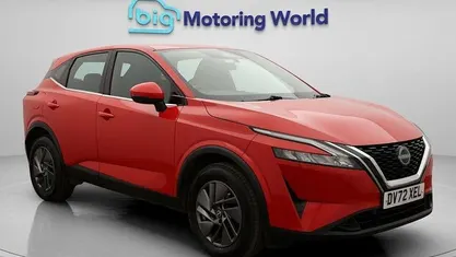 Used Nissan Qashqai Acenta Premium 158 HP (116 kW) 2022 Red SUV