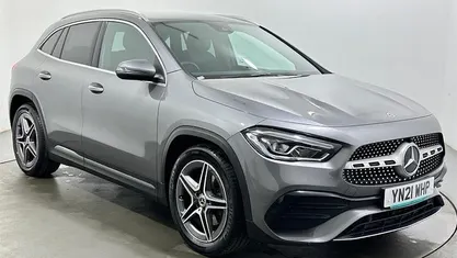 Usado Mercedes GLA180 AMG line 136 HP (100 kW) 2021 Cinzento SUV