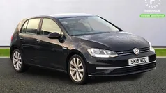 Used 2018 VW Golf VII SE Hatchback | £14,299 (Fair price)