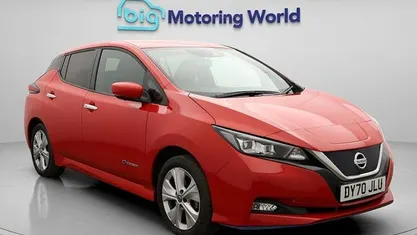 Used Nissan Leaf Tekna 160 kW (218 HP) 2020 Red Hatchback