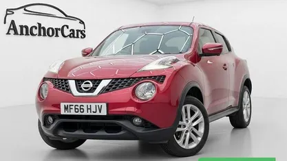 Begagnad Nissan Juke N-Connecta 117 HK (86 kW) 2016 Röd SUV