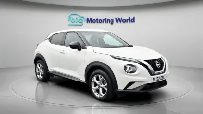 Used Nissan Juke N-Connecta 114 HP (83 kW) 2022 White SUV