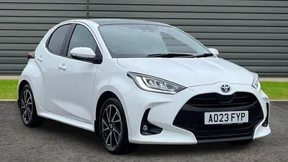 Used Toyota Yaris Hybrid Design 116 HP (85 kW) 2026 Hatchback
