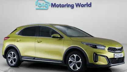 Used Kia XCeed 141 HP (103 kW) 2023 Yellow SUV