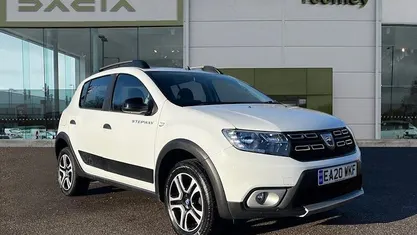 White Used 2020 Dacia Sandero Stepway Hatchback | £8,995 (Fair price)