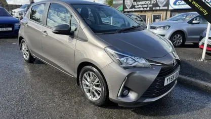 Used Toyota Yaris 111 HP (81 kW) 2020 Brown Hatchback