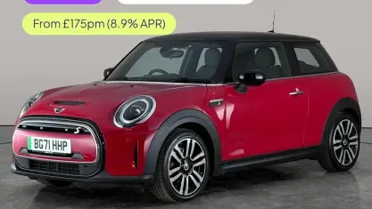 Used Mini Cooper Level 2 135 kW (184 HP) 2023 Hatchback