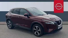 Red Used 2022 Nissan Qashqai N-Connecta SUV | £21,572 (Fair price)