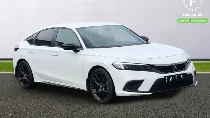 Käytetty Honda Civic Sport 143 HP (105 kW) 2024 Valkoinen Viistoperä