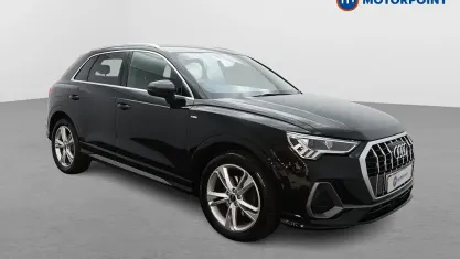 Begagnad Audi Q3 S-Line 150 HK (110 kW) 2023 Svart SUV